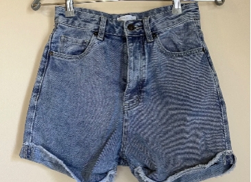 KOOKAI ‘Tribeca Shorts’ High Waist Roll Hem Denim Size 36 100% Cotton