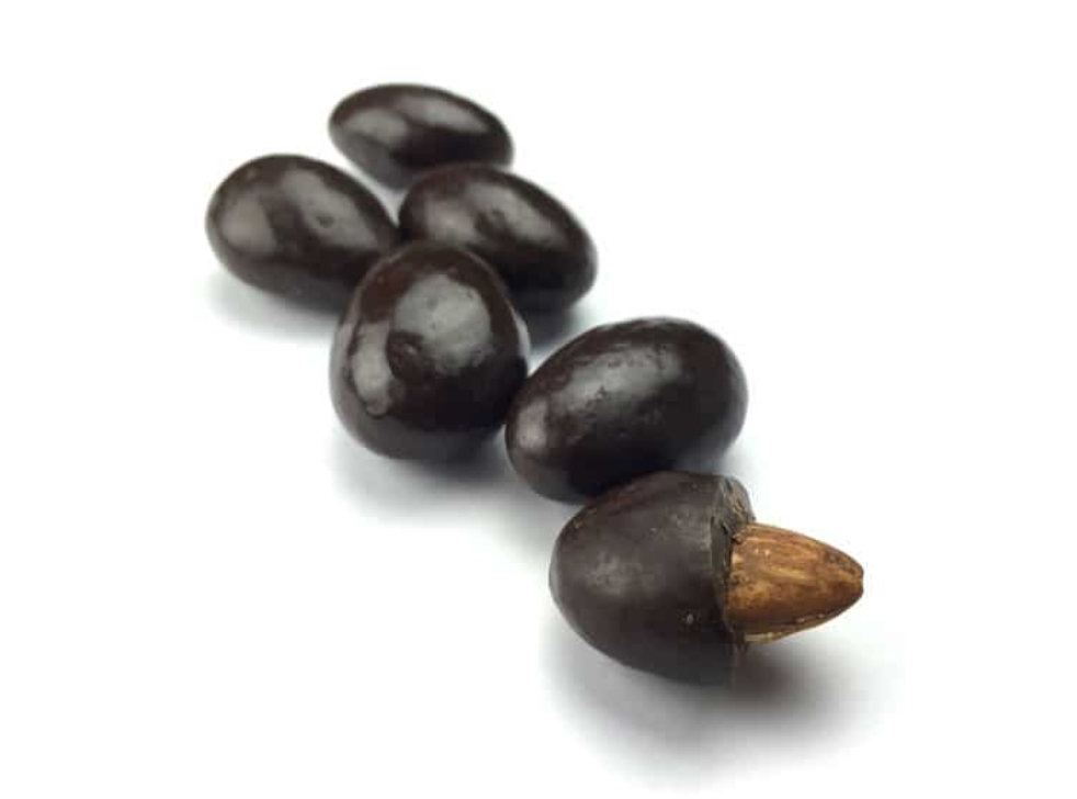 Dark Chocolate Almonds (500g) 1