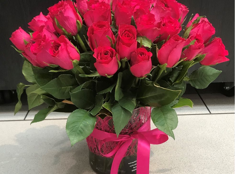40 RED ROSES ARRANGEMENT