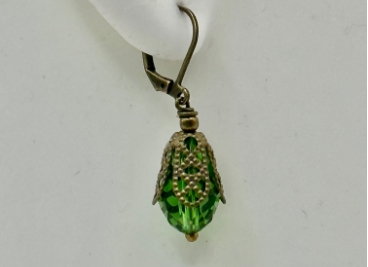 Bright Green Faceted Glass Drop Earrings 