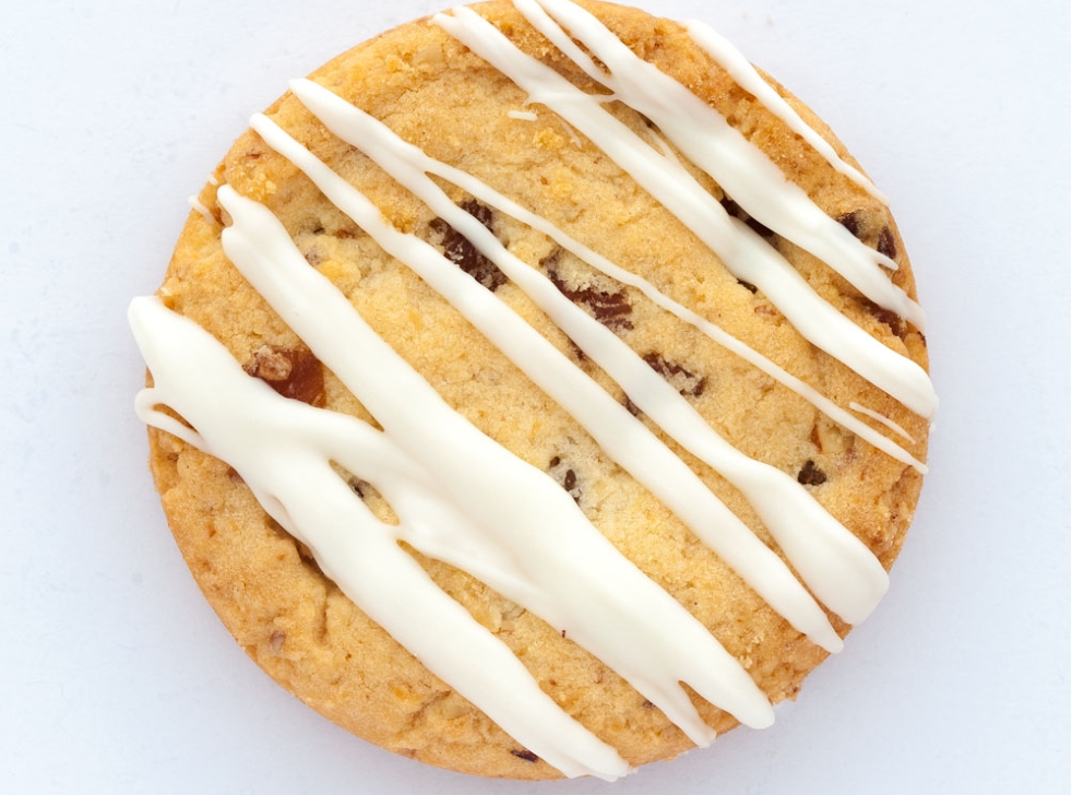 Apricot and Almond Cafe Style Cookies 1